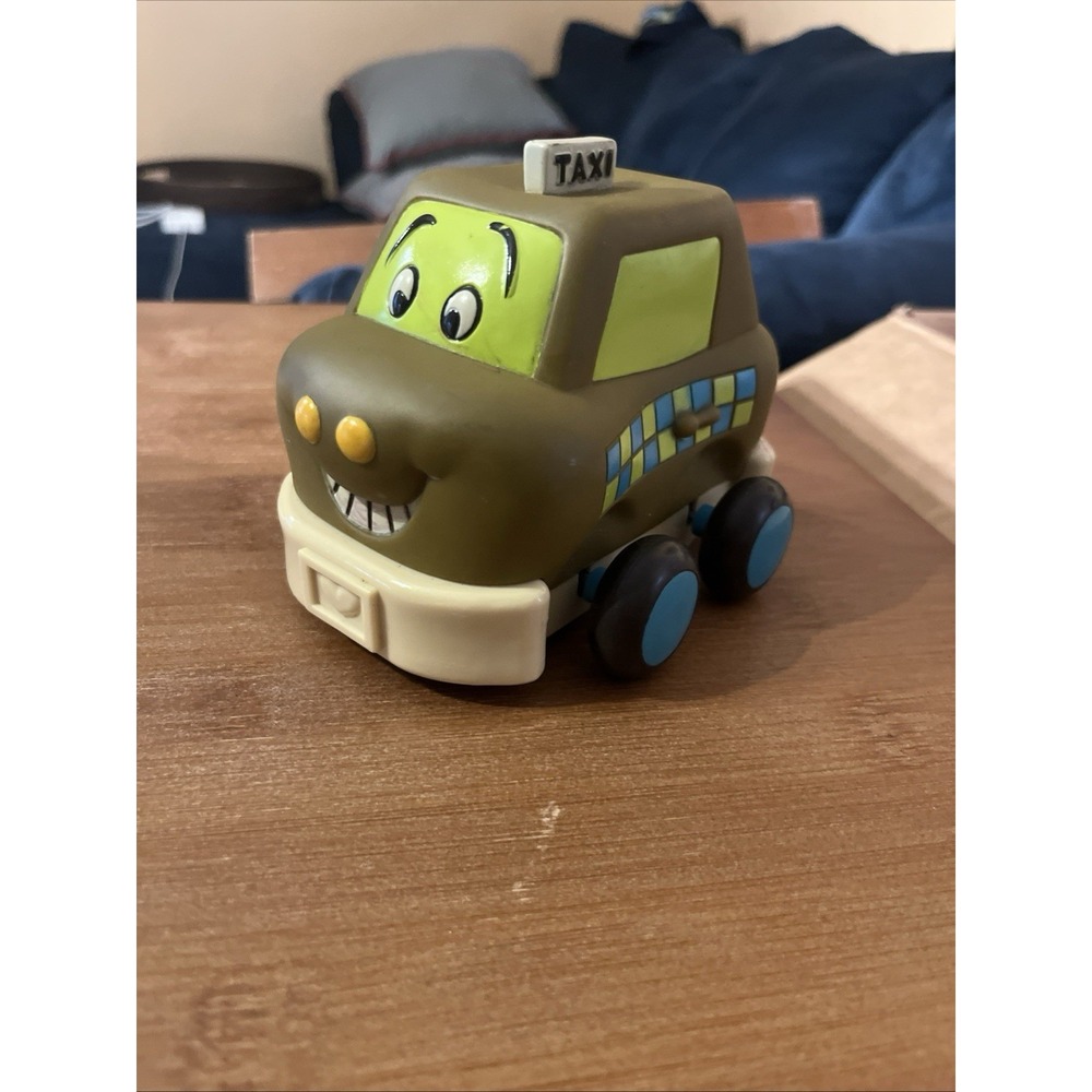 Justb-Byou Pull-Back & Go Soft Play Olive Green Taxi Cab Toy Car Pre-owned
